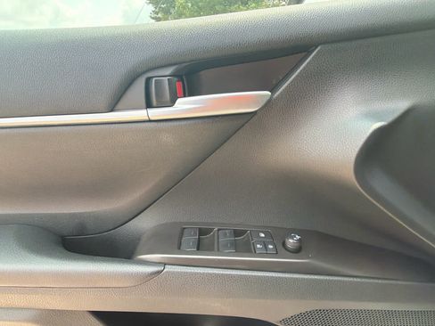 Used 2024 Toyota Camry SE FWD image 20