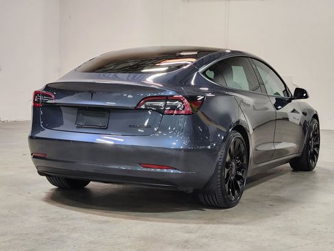 Used 2022 Tesla Model 3 Long Range image 8