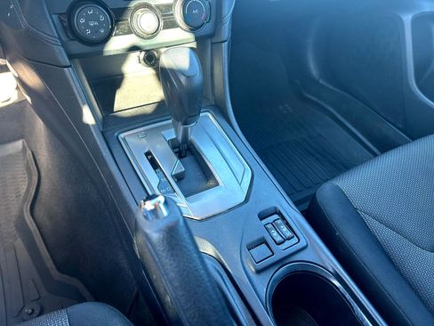 Used 2019 Subaru Impreza 2.0i Premium image 12