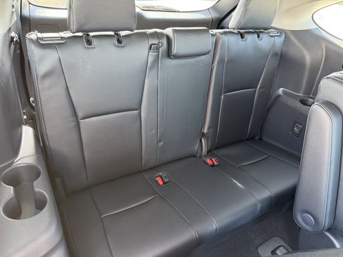 New 2026 Toyota Highlander Limited AWD/4WD image 6