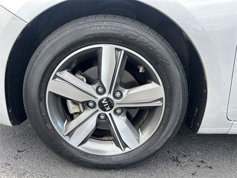 Used 2018 Kia Forte LX w/ LX Popular Package image 27