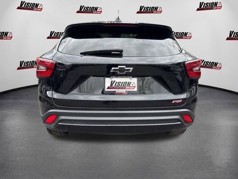 Used 2024 Chevrolet Trax RS w/ Driver Confidence Package FWD image 6