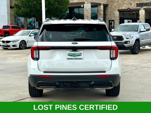 Used 2025 Ford Explorer ST-Line w/ Premium Package RWD image 8