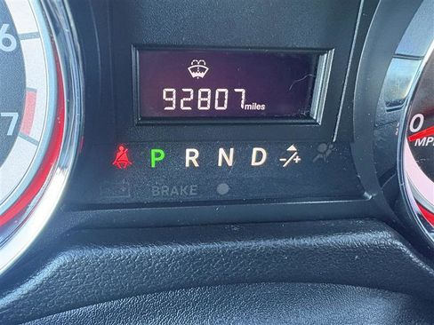 Used 2019 Dodge Grand Caravan SXT image 15