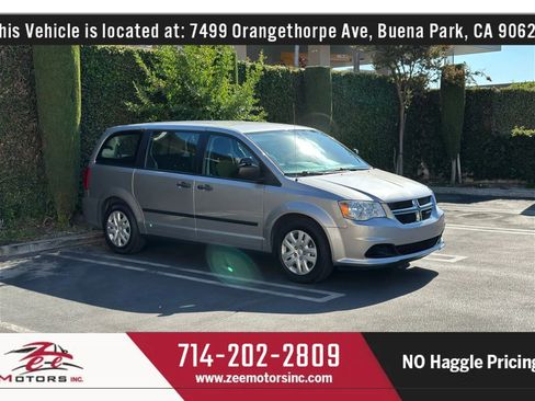 Used 2016 Dodge Grand Caravan American Value Package image 3