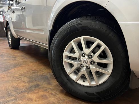 Used 2018 Nissan Frontier SV RWD image 36