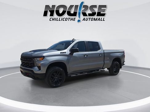 Used 2024 Chevrolet Silverado 1500 Custom Trail Boss w/ LPO, Dark Essentials Package AWD/4WD image 4