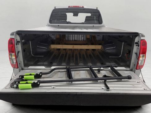 Used 2018 Nissan Frontier S image 15