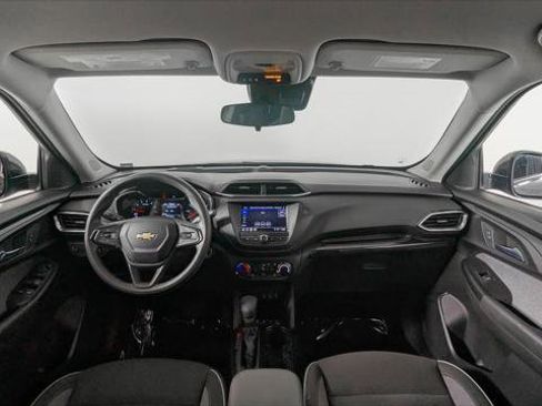 Used 2023 Chevrolet TrailBlazer LT image 27