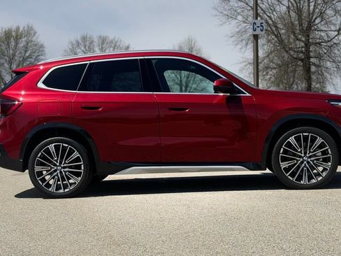 New 2026 BMW X1 xDrive28i w/ Technology Package AWD/4WD image 7