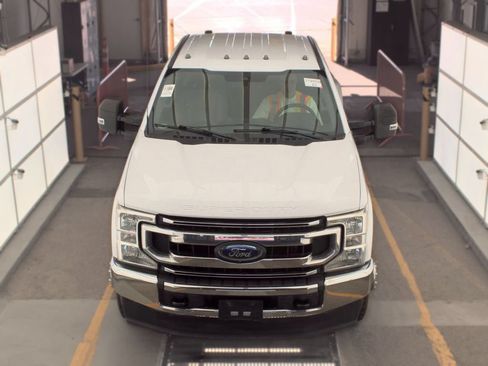Used 2022 Ford F350 XL w/ STX Appearance Package AWD/4WD image 2