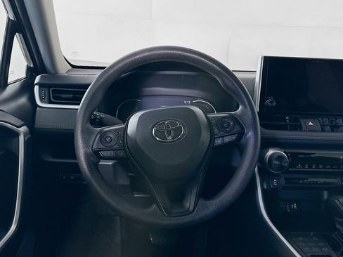 Used 2024 Toyota RAV4 LE image 17
