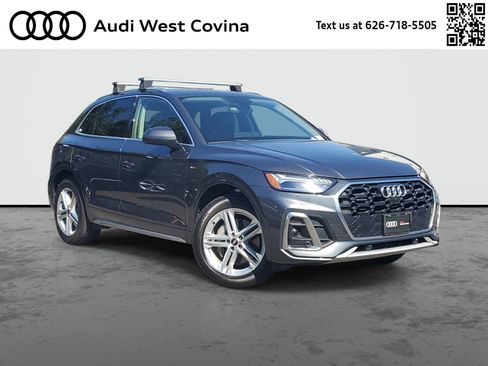 Used 2022 Audi Q5 e Prestige w/ Prestige Package AWD/4WD image 1