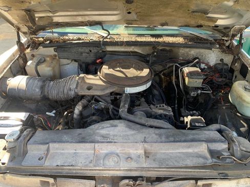 Used 1992 Chevrolet Silverado 3500 4x4 Regular Cab image 14