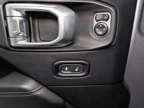 Used 2019 Jeep Wrangler Unlimited Sahara w/ LED Lighting Group image 13