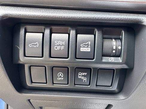 Used 2024 Subaru Forester Premium AWD/4WD image 22