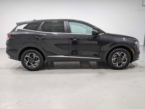Certified 2023 Kia Sportage LX image 7