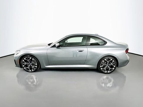 Used 2025 BMW 230i Coupe w/ Convenience Package image 8