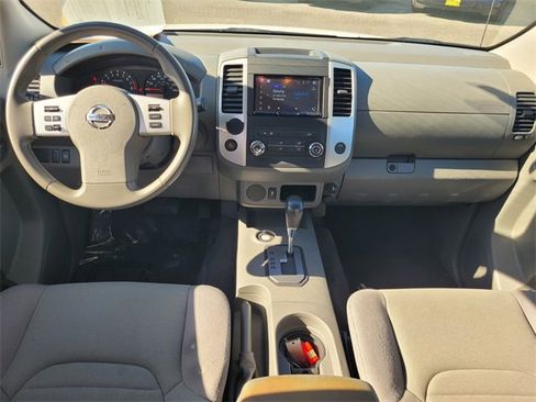 Used 2021 Nissan Frontier S image 16