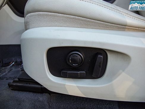 Used 2015 Land Rover Discovery Sport HSE image 12