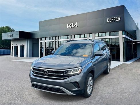 Used 2023 Volkswagen Atlas SE w/ Panoramic Sunroof Package image 1