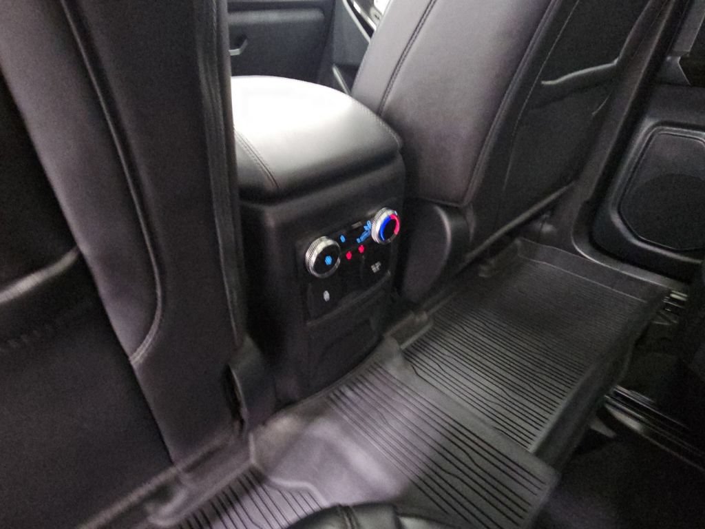 Used 2023 Ford Explorer Platinum w/ Technology Package AWD/4WD image 34