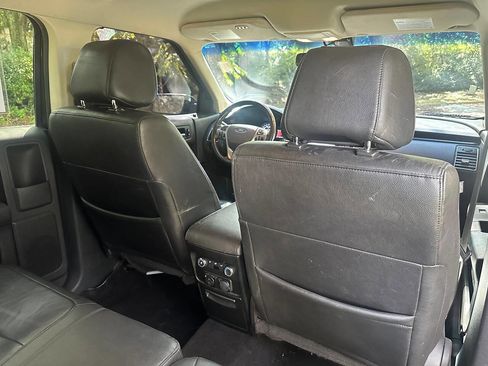Used 2019 Ford Flex Limited image 25