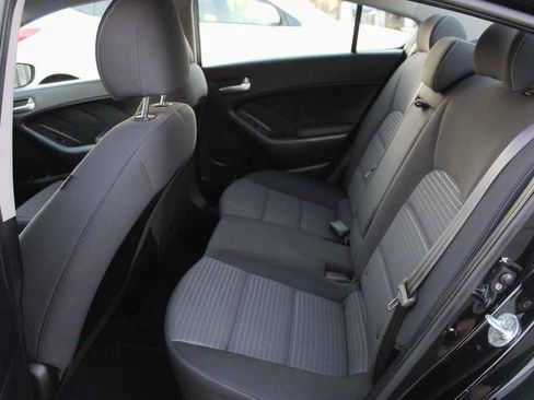 Used 2017 Kia Forte LX w/ LX Popular Package image 23