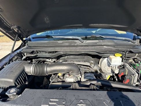 Used 2019 RAM 1500 Limited image 18