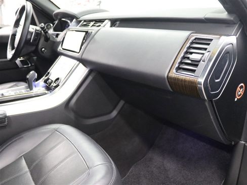 Used 2019 Land Rover Range Rover Sport Supercharged image 21