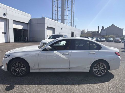 Used 2023 BMW 330i xDrive Sedan w/ Driving Assistance Package AWD/4WD image 8