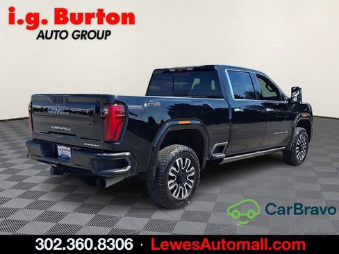 Used 2024 GMC Sierra 2500 Denali Ultimate w/ Max Trailering Package AWD/4WD image 6
