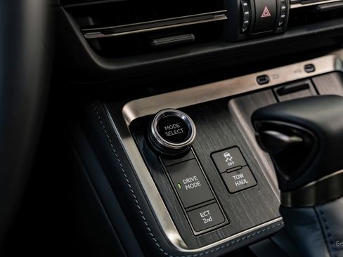 Used 2025 Lexus GX 550 550 Luxury+ HUD Traffic Jam As w/ Accessory Package (Z1) image 58