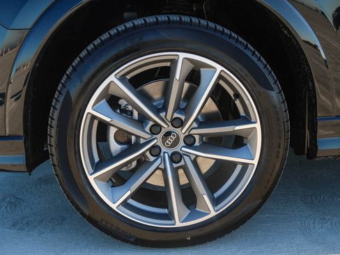 New 2025 Audi Q3 2.0T Premium image 14