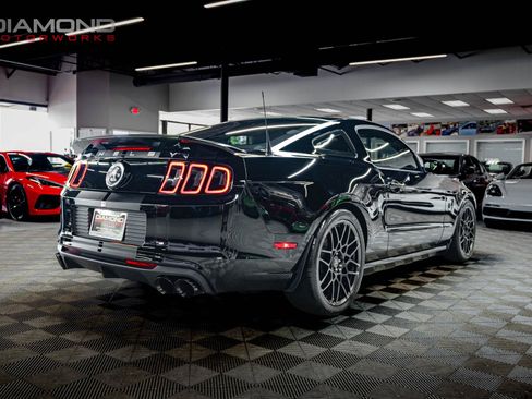 Used 2013 Ford Mustang Shelby GT500 RWD image 21