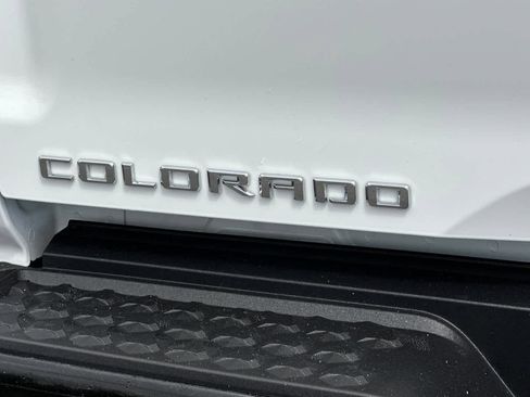 Used 2024 Chevrolet Colorado ZR2 AWD/4WD image 26