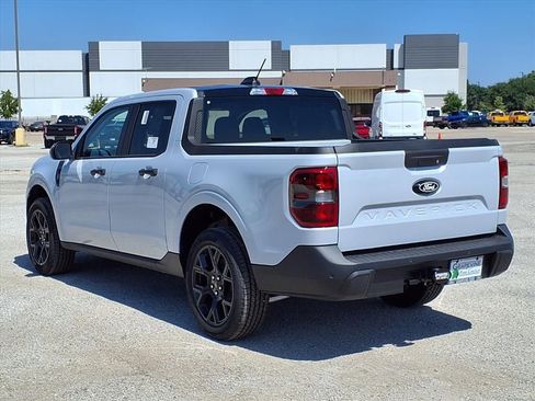 New 2025 Ford Maverick XLT w/ XLT Luxury Package image 13