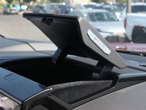 New 2025 GMC Yukon XL Denali w/ Sun & Power Step Package image 33