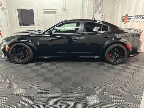 Used 2023 Dodge Charger SRT Hellcat w/ Harman/Kardon Audio Group image 6