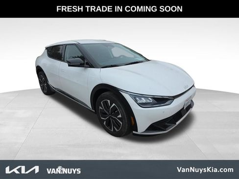 Used 2024 Kia EV6 Wind image 3