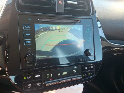 Certified 2018 Toyota Prius Prime Plus image 21