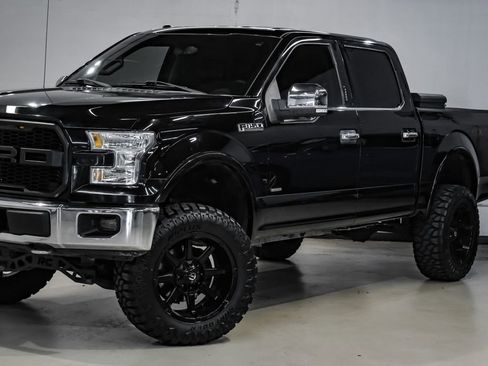 Used 2017 Ford F150 Lariat w/ Equipment Group 501A Mid AWD/4WD image 6