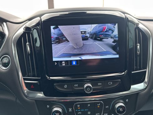 Used 2021 Chevrolet Traverse High Country FWD image 69