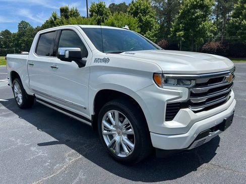 Used 2024 Chevrolet Silverado 1500 High Country AWD/4WD image 25