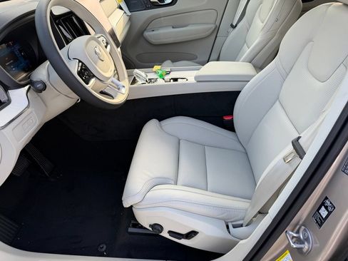 New 2026 Volvo XC60 T8 Ultra w/ Protection Package Premier AWD/4WD image 19