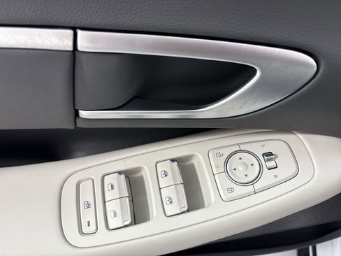 Certified 2025 Hyundai Sonata SEL FWD image 15