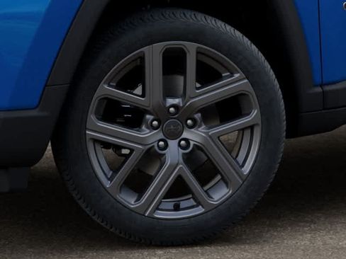 New 2026 Jeep Compass Limited AWD/4WD image 8