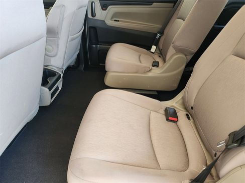 Certified 2019 Honda Odyssey LX image 28