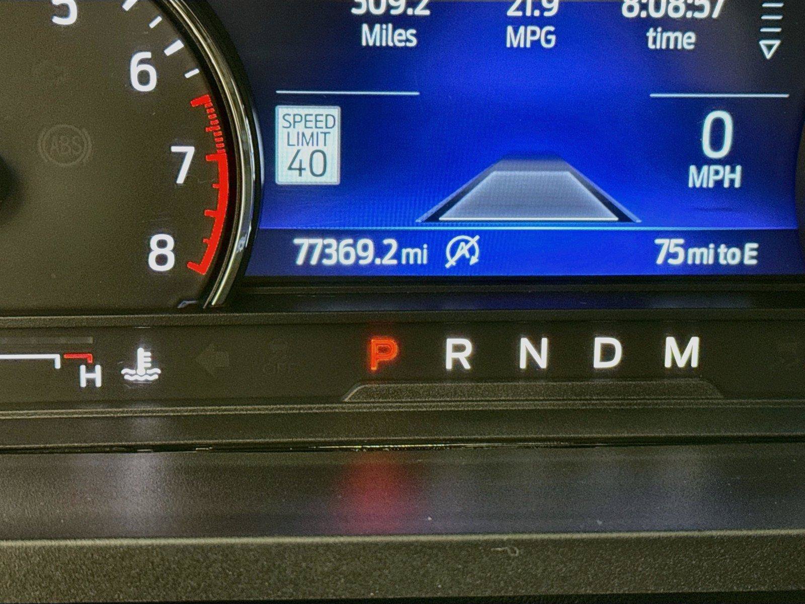 Used 2020 Ford Explorer XLT w/ Equipment Group 202A AWD/4WD image 19