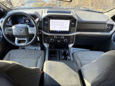 Used 2024 Ford F150 XLT w/ Mobile Office Package image 23